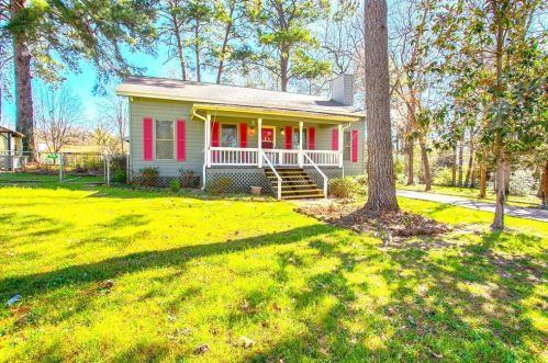 501 Timber Bay Dr, Chita, TX 75862-8711