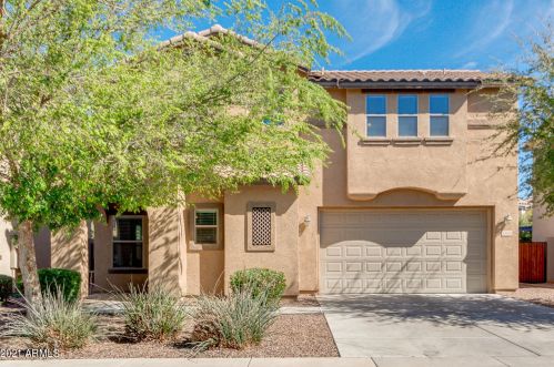 1164 Boston St, Gilbert, AZ 85295-8202