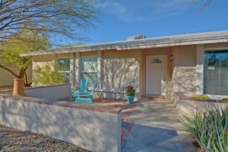 1010 Village Circle Dr, Phoenix AZ  85022-4811 exterior