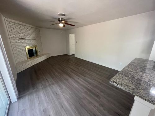 2516 Glen Garden Ave, Fort Worth, TX 76119-2719