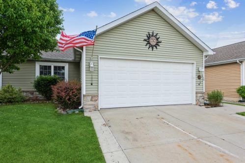 1775 105th Ave, Crown Point, IN 46307-7078