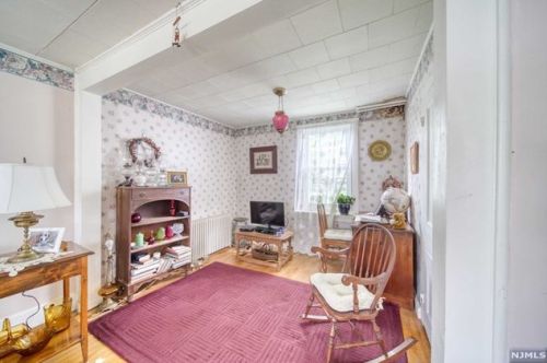 975 River Rd, N Milford NJ  07646-3112 exterior