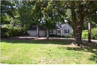 4724 Oxford Dr, Mobile, AL 36618-2017