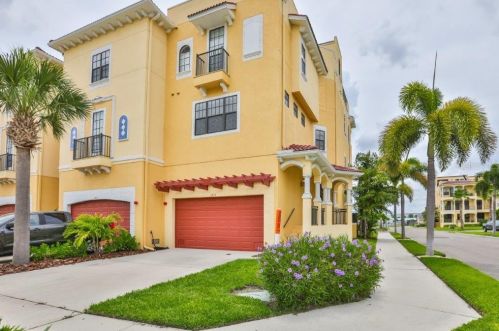 6419 Mayra Shores Ln, Ruskin, FL 33572-3074