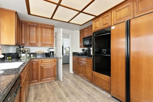 4568 Cordoba Way, Oceanside CA  92056-5102 exterior