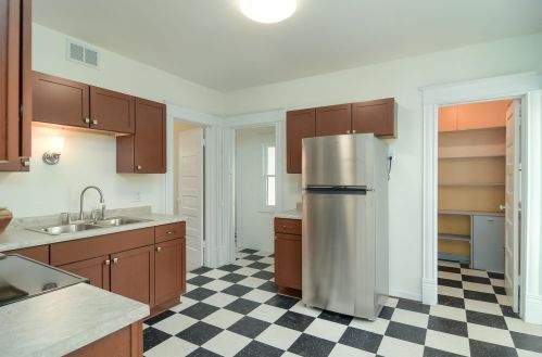 2105 25 Ave, Minneapolis MN 55406-1018 exterior