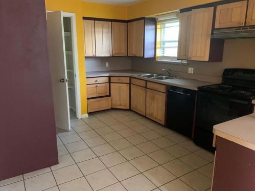 425 Terrace Dr, Richardson, TX 75081-6040