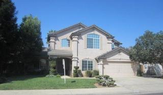 2882 Shea Dr, Fresno, CA 93720-4490