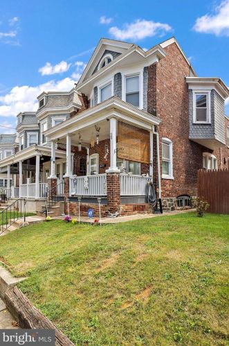 2402 Madison St, Wilmington, DE 19802-3438
