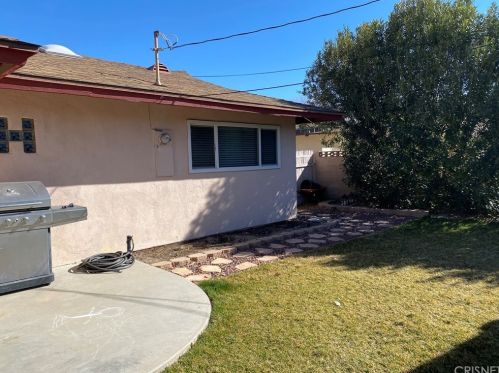 43717 Albeck Ave, Lancaster CA 93536-5746 exterior