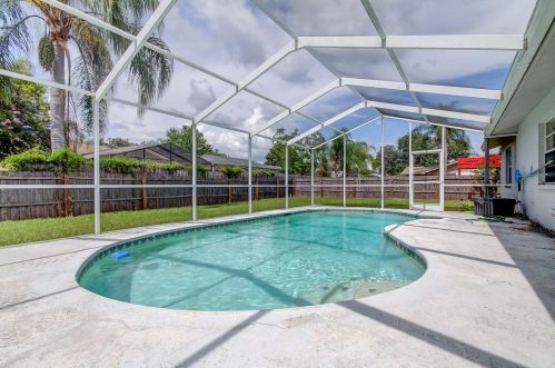 9135 Hawkins Ct, New Port Richey, FL 34655-1287