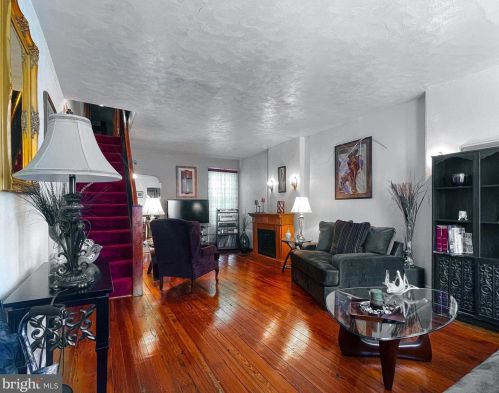 927 Kirkwood St, Wilmington, DE 19801-4001