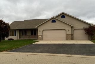 2162 Deer Haven Dr, Menasha, WI 54952-8913