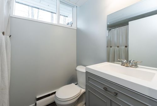 418 Deerpath Ln, Allenstown NH  03275-3213 exterior