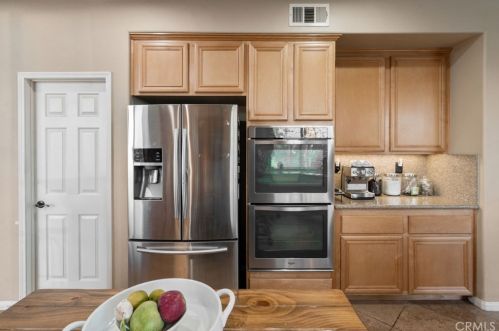 17732 7 Spg Way, Riverside CA 92504-9459 exterior