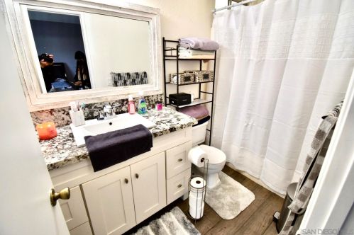 27090 Rainbow Creek Dr, Temecula CA  92591-4513 exterior