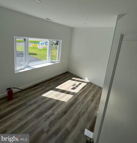 55 Middlebury Ln, Willingboro NJ  08046-2931 exterior