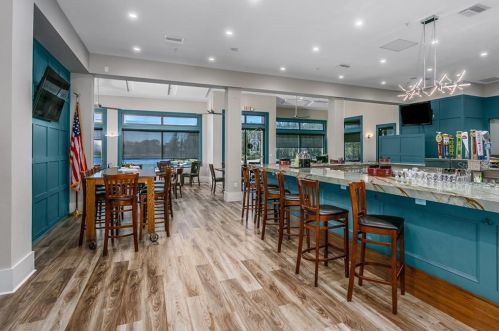18604 Avenue Monaco, Lutz FL  33558-5316 exterior
