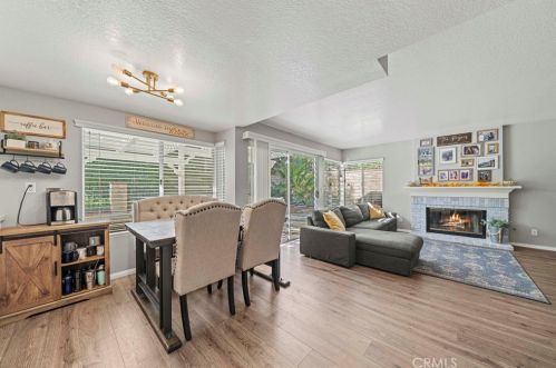22114 Pamplico Dr, Santa Clarita CA  91350-2186 exterior