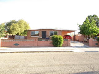 708 Minorka Rd, Tucson, AZ 85706-3310
