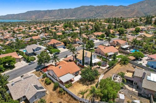 29233 Northpointe St, Lake Elsinore CA  92530-1200 exterior