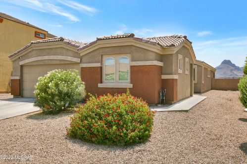 8633 Continental Links Dr, Tucson, AZ 85743-7135