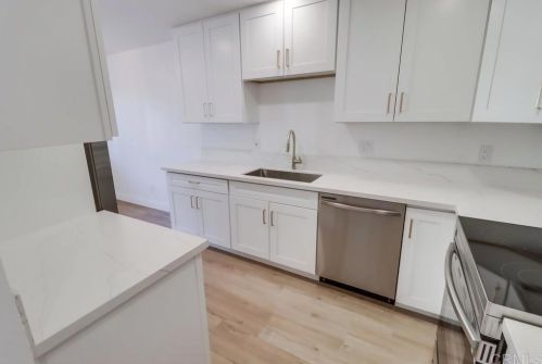 4460 Delta St, San Diego, CA 92113-4164