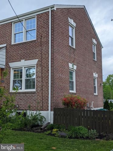 801 Baltimore Ave, Wilmington, DE 19805-2527