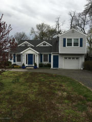 117 Leonardville Rd, Belford, NJ 07718-1115