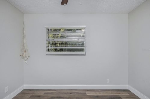 2406 Sunset Ln, Lutz FL  33549-8209 exterior