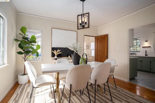 1 Kingsland Pl, Oakland CA  94619-2608 exterior