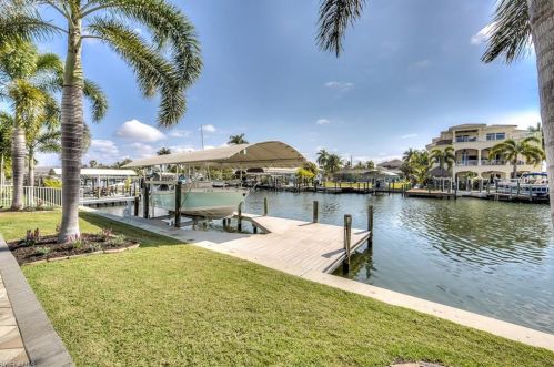 18259 Deep Passage Ln, Fort Myers Beach, FL 33931-2310