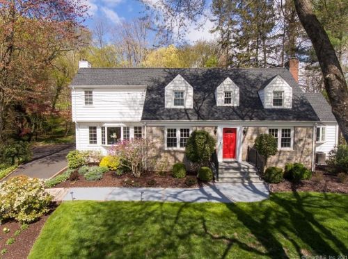 42 Woods End Rd, Stamford, CT 06905-2727