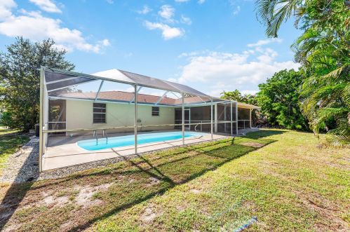 1918 Sheffield Ave, Marco Island FL  34145-6703 exterior