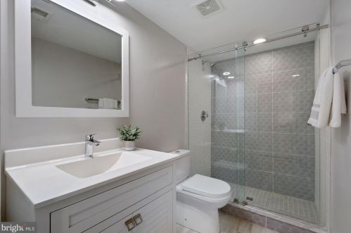 723 Varnum St, Washington DC 20011-7028 exterior