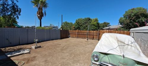 943 Olive St, Colton CA  92324-2560 exterior