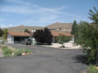 7710 Tamra Dr, Reno, NV 89506-8640