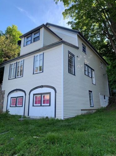 87 Academy St, Liberty, NY 12754-1737