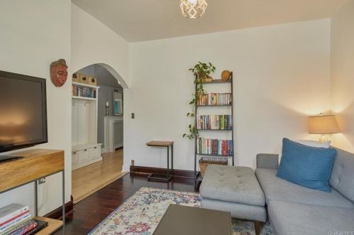 152 Urban St, Mount Vernon NY  10552-3211 exterior
