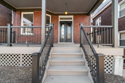 4012 Windsor St, Pittsburgh, PA 15217-2653