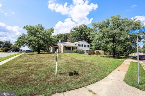 5908 Atteentee Rd, Springfield, VA 22150-3907