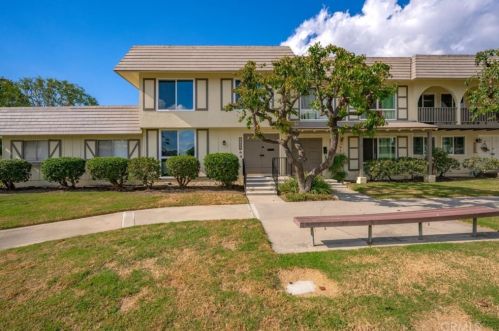 4051 Via Encinas, Cypress CA  90630-3431 exterior