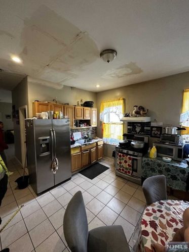 116 Belmont Ave, Paterson, NJ 07522-3101