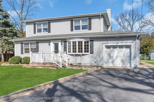 19 Eastham Ln, Point Pleasant Beach, NJ 08742-2008