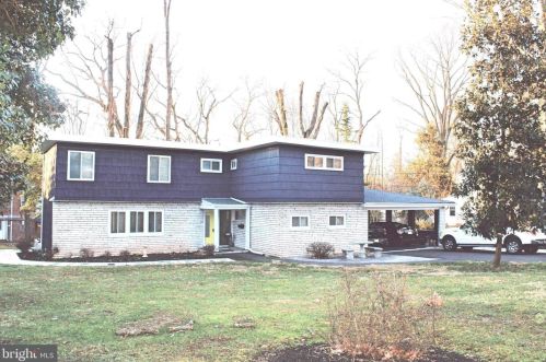 201 Cornwall Ave, Trenton, NJ 08618-3321