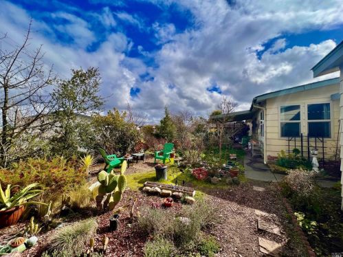 1945 Piner Rd, Santa Rosa CA  95403-2408 exterior