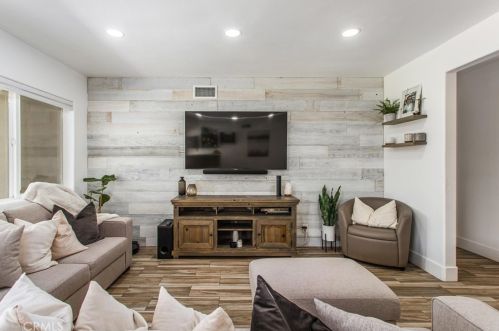 6872 36th St, Riverside CA  92509-1307 exterior