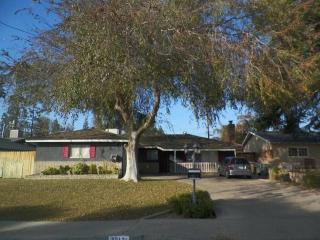 2812 Rice St, Bakersfield, CA 93306-2647