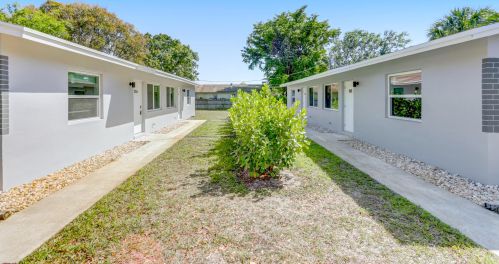 266 12th St, Delray Beach FL  33444-2916 exterior