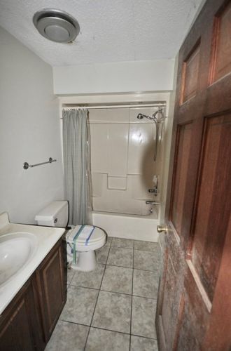 290 Hardwick Rd, Petersham MA 01366-9701 exterior